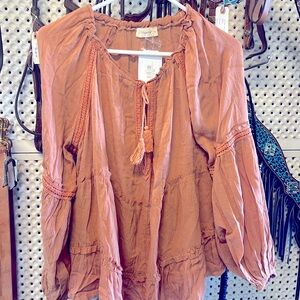 Together Peach Top Medium NWT
